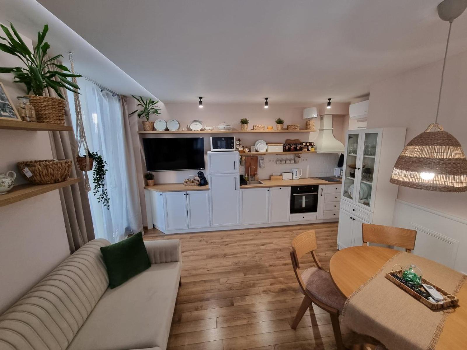 Apartment Polina - 2Bd Next To Sea Garden Varna Esterno foto